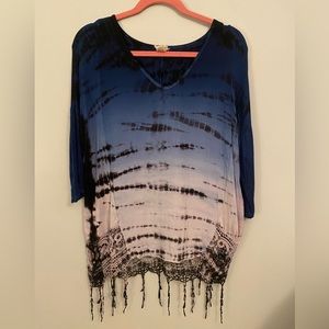Gimmicks by BKE ombré tie-dye tunic